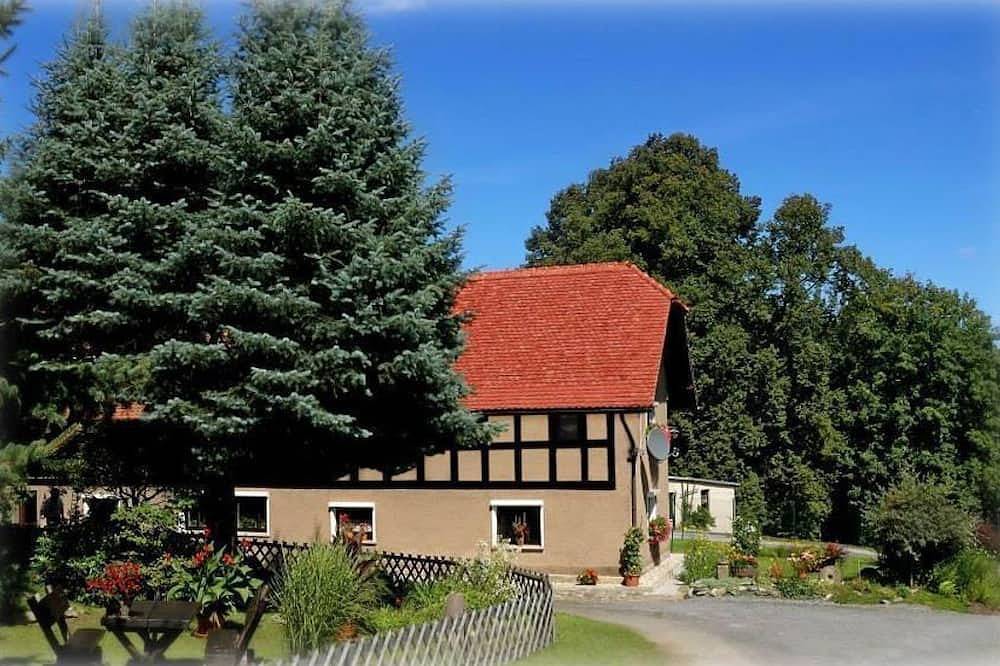 Ganze Wohnung, Ferienwohnung Lassmann in Hainewalde, Zittauer Gebirge