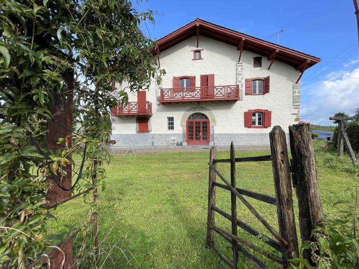 Casa de huéspedes para 4 personas, con Terraza y Jardín en Pais Vasco Frances