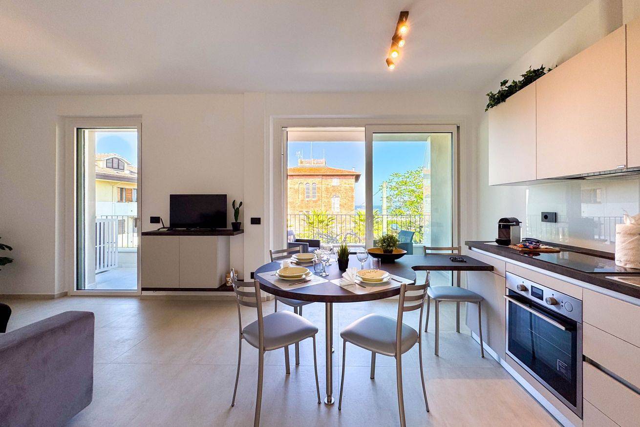 Appartamento intero, Delfino Suites - [Design Moderno] Garage e Terrazza vista Mare in Porto San Giorgio, Provincia di Fermo