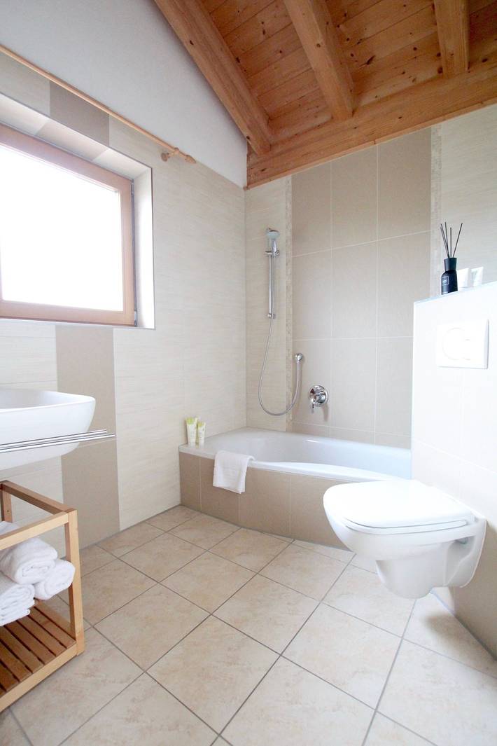 Ferienhaus für 12 Personen, mit Balkon und Terrasse sowie Ausblick in Ehrwald - 4