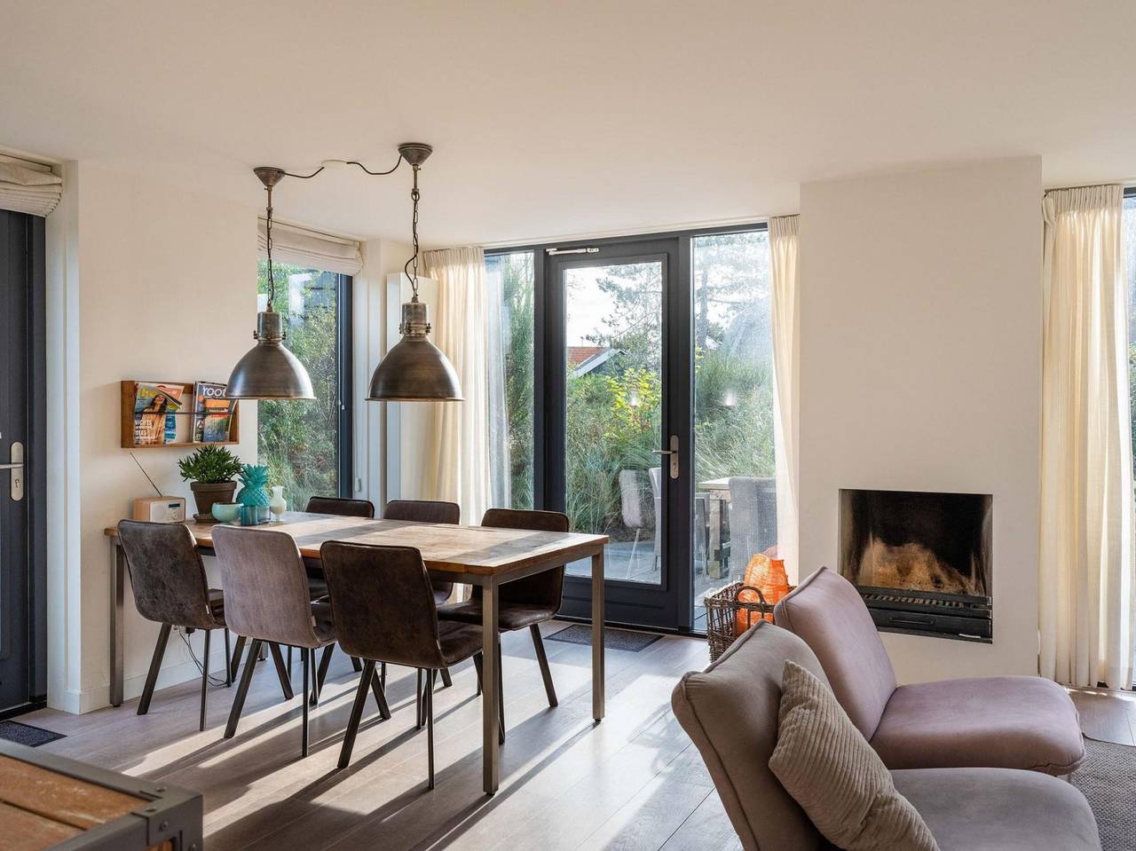 Luxuriöse Dünenvilla für 6 Personen mit Sauna und Kamin in Strandnähe in Egmond aan Zee. in Egmond aan den Hoef, Noord-Holland - Nordseeküste