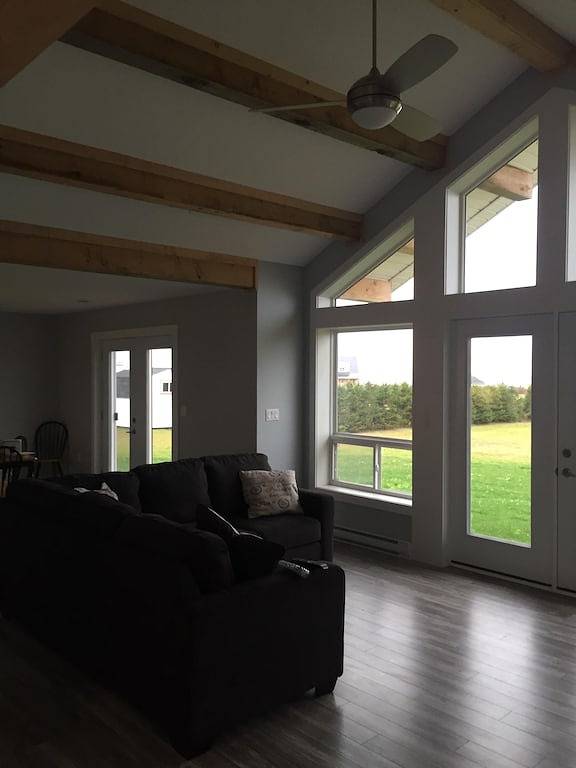 Cabin rentals and lodges for 6 people, with terrace and garden in Prince Edward Island