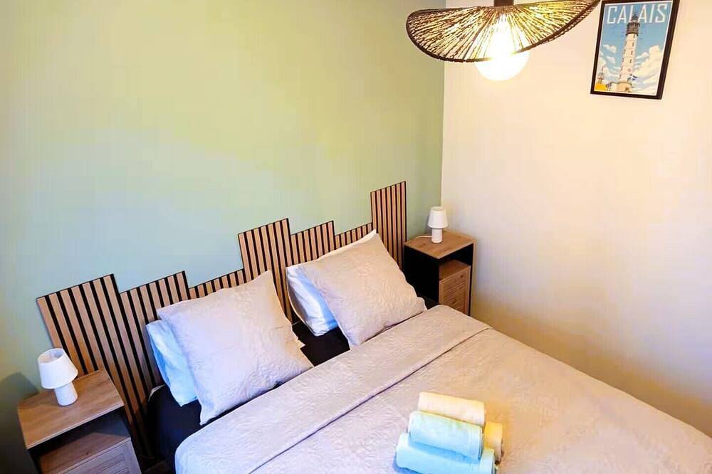 Ganze Wohnung, The Calais Beacon – Premium central apt 2 min walk to the sea in Calais, Calais und Umgebung