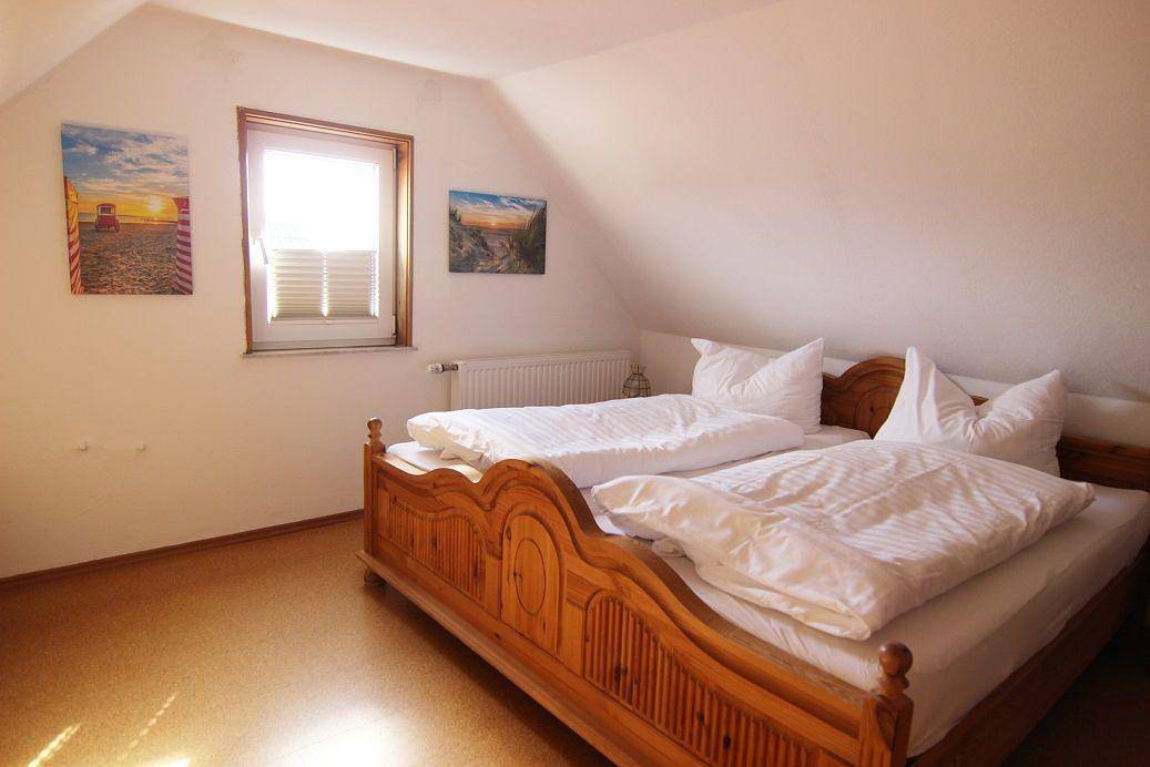 Ganze Ferienwohnung,  Haus Rena - Wohnung 4 Storchennest in Borkum Südbad, Borkum