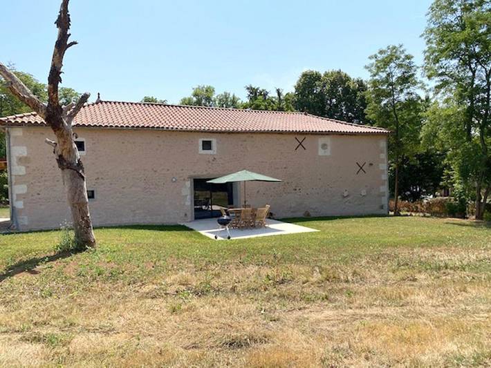 Location de vacances pour 6 personnes, avec jardin et piscine ainsi que vue sur le lac et vue, animaux acceptés à Saint-Adjutory - 3