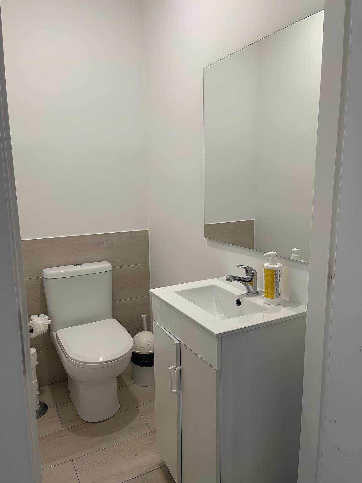 Hel lejlighed, Ferielejlighed for 5 personer med balkon in Santo Ildefonso, Porto