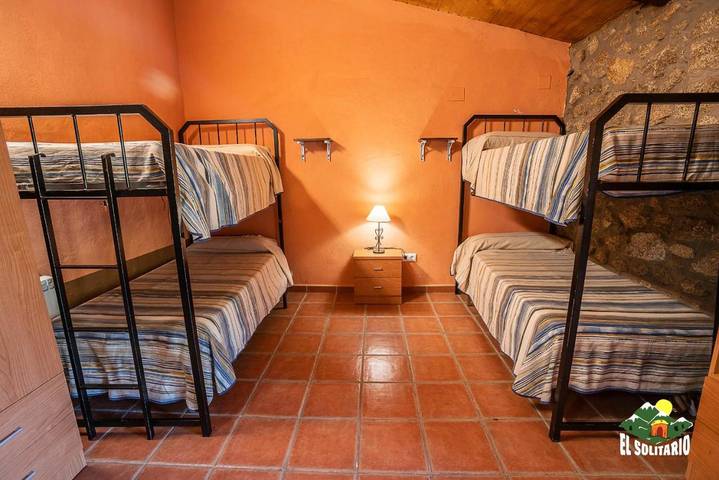 Casa rural para 2 personas, con piscina y vistas además de jardín y terraza en Provincia de Cáceres