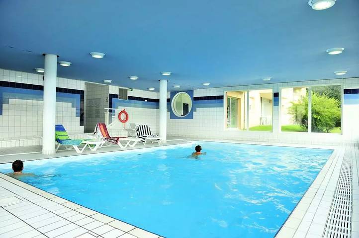 Gîte pour 4 personnes, avec sauna et piscine, animaux acceptés à Carantec - 3