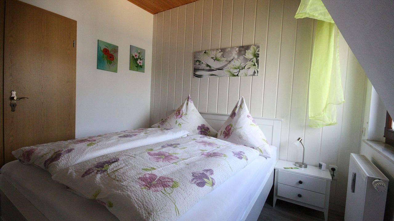 Ganze Ferienwohnung, Ferienwohnung für 2 Personen (25 m²) in Sehmatal in Neudorf, Sehmatal
