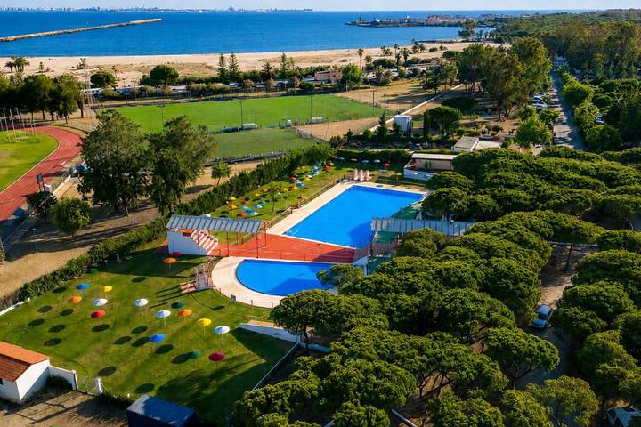 Camping für 2 Personen, mit Pool und Garten an der Costa de la Luz