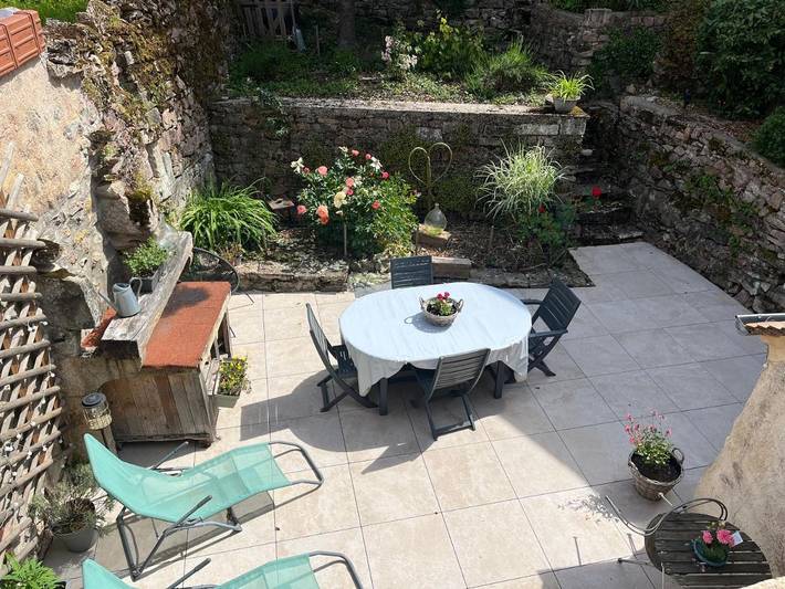 Gîte pour 2 personnes, avec jardin et terrasse à Semur-en-Auxois - 2