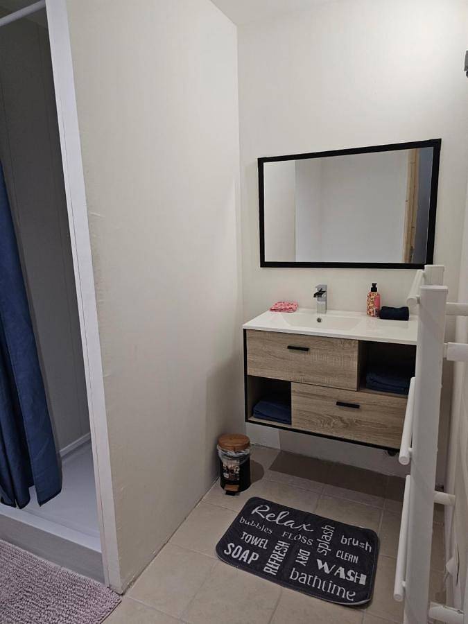 Appartement entier, Studio in Fains-Véel, Région de Bar-le-Duc