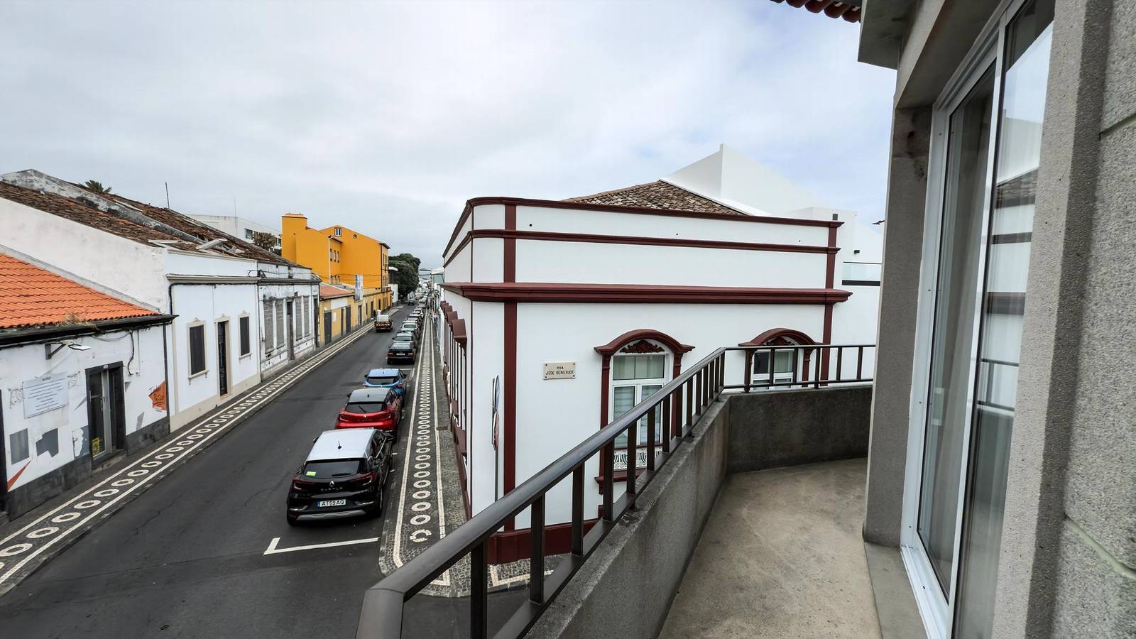 Appartement entier, Appartement de vacances pour 2 personnes avec balcon in São Miguel Island, Ponta Delgada