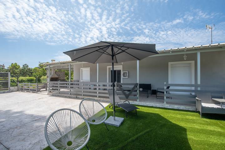 Maison de vacances pour 6 personnes, avec balcon et jardin à Zante