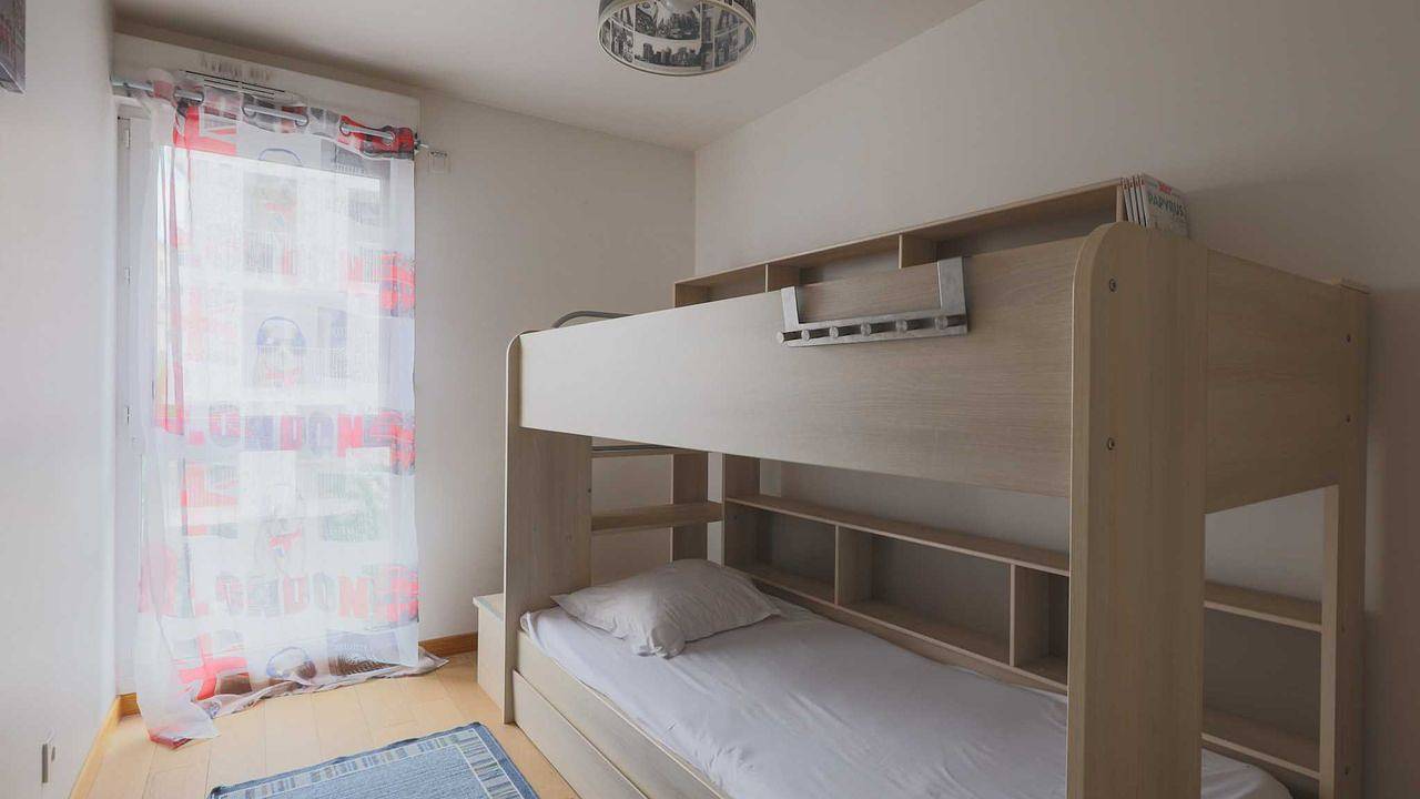 Entire holiday apartment, Ferienwohnung für 6 Personen (75 m²) in Saint-Ouen-sur-Seine in Saint-Ouen, Seine-Saint-Denis