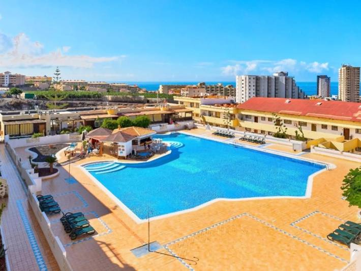 Holiday apartment for 4 people, with balcony and pool - 1