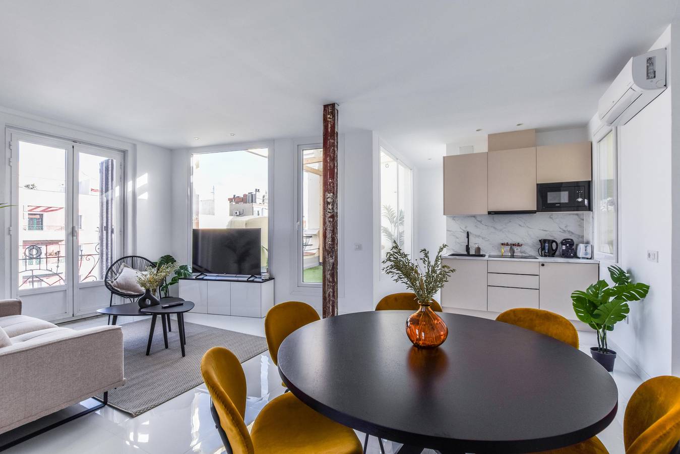 Spectacular penthouse with terrace in Arganzuela, Madrid