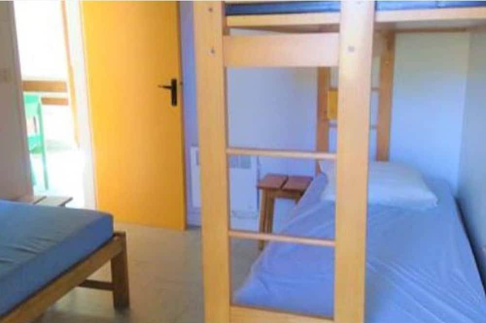 Casa de campo de 2 dormitorios (7 personas) in Villefranche-de-Panat, Aveyron (desambiguación)