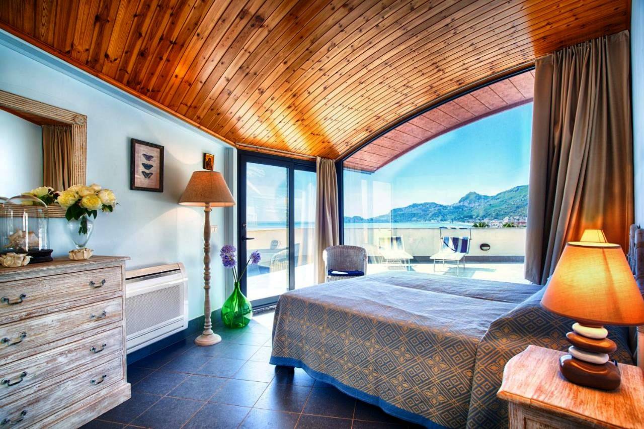 Ganze Wohnung, Deluxe Apartment in Letojanni, Messina Provinz
