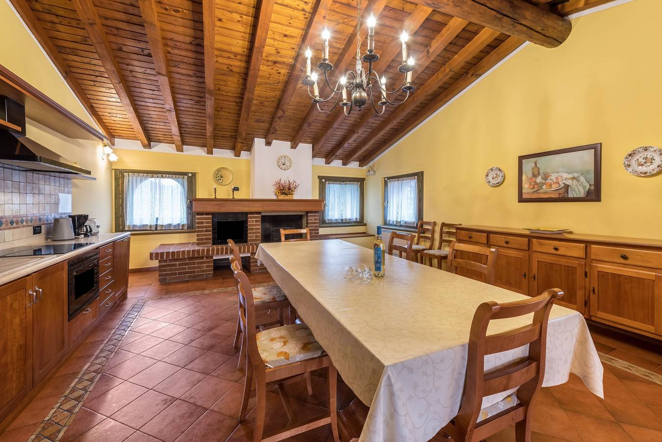 Ganze Wohnung, Ferienwohnung 'Oleadei - Zeus' mit Bergblick, Wlan und Klimaanlage in San Felice del Benaco, Gardasee-Berge