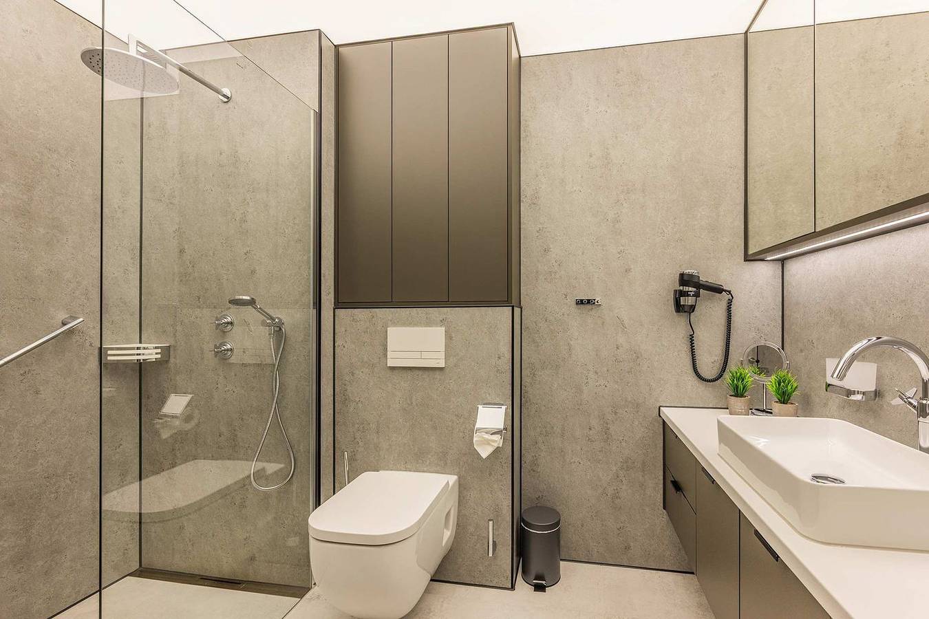 Ganze Wohnung, Moderne Ferienwohnung Sun & Sea mit Balkon, nahe Sandstrand und Zentrum in Swinemünde, Stettiner Haff