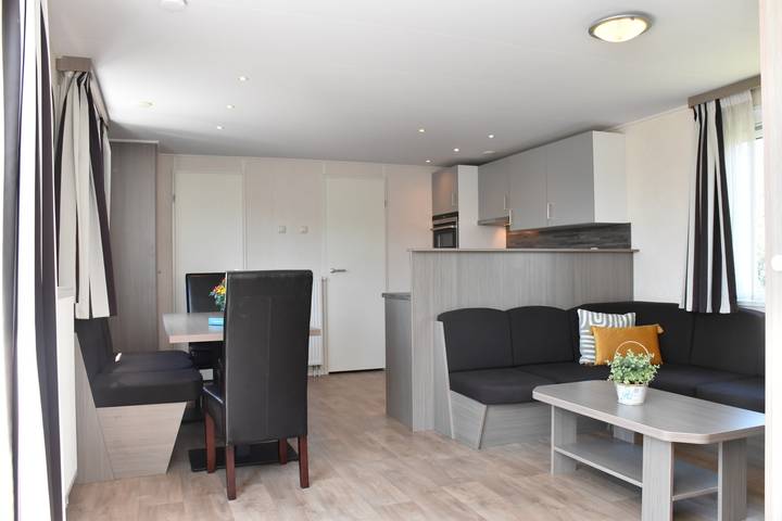 Chalet für 6 Personen, mit Terrasse und Garten in Serooskerke - 3