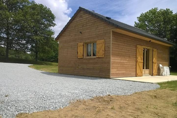 Chalet pour 4 personnes, avec Terrasse et Jardin