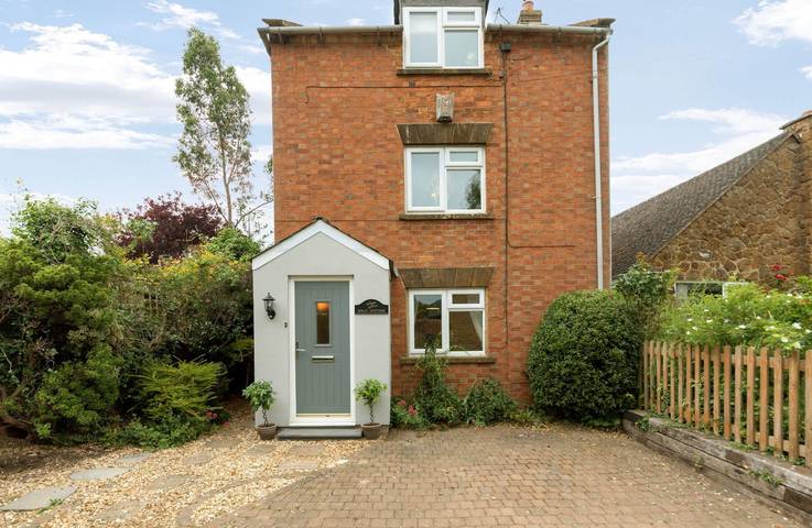 Cottage for 6 people, with garden, with pets in Stratford-on-Avon