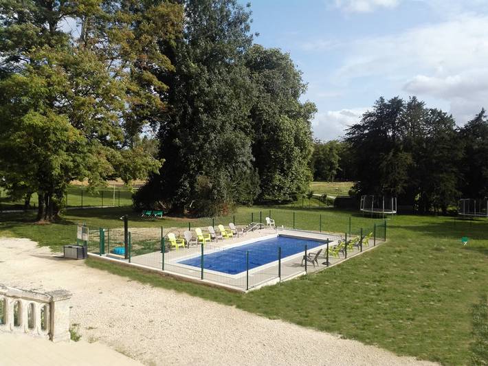 Château pour 72 personnes, avec piscine et jardin, animaux acceptés en Bourgogne-Franche-Comté - 4