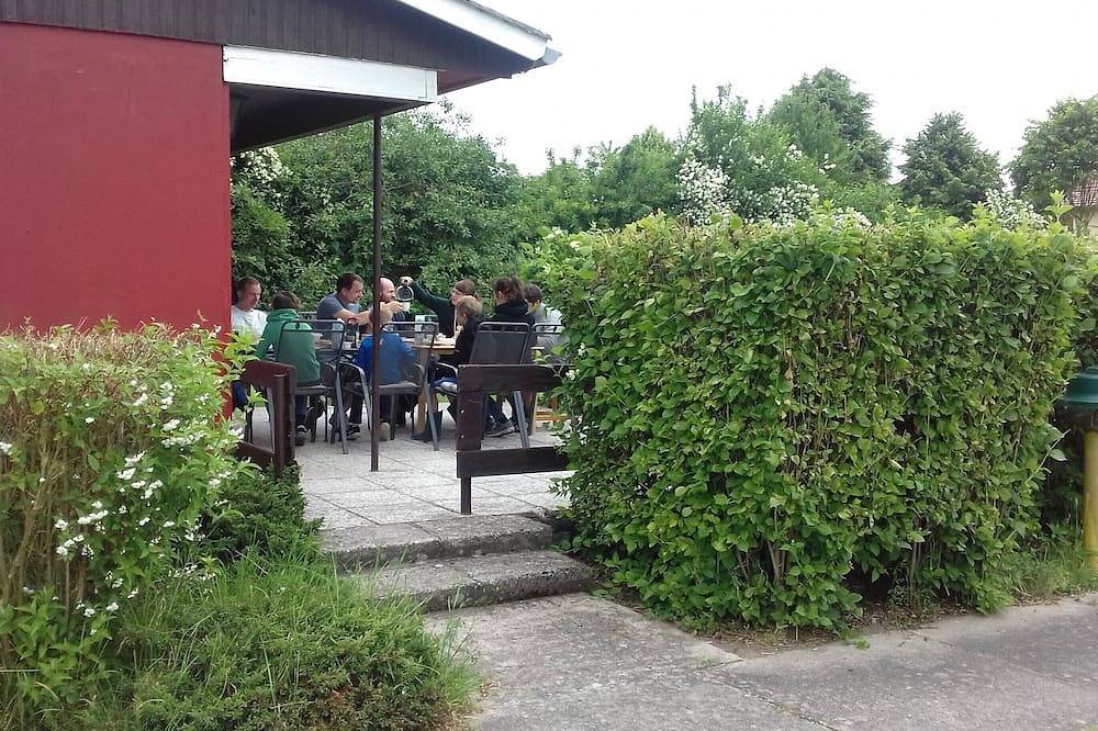 Ferienhäuser im Feriendorf Großer Labussee inmitten der Mecklenburger Seenplatte in Wesenberg, Mecklenburg-Strelitz