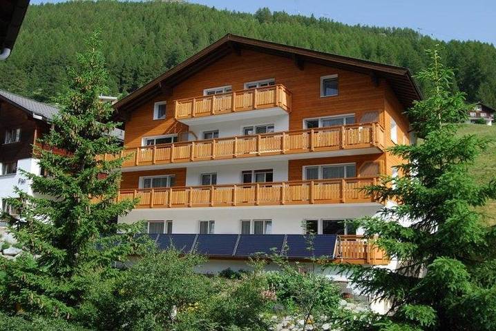 Gîte pour 4 personnes, avec terrasse à Saas-Fee - 2