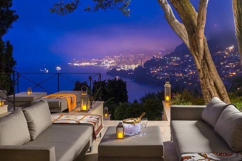 Luxurious Villa Anabel Overlooking Monaco in Roquebrune-Cap-Martin, Côte méditerranéenne (France)