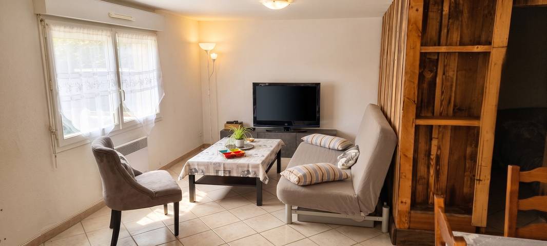 Ferienwohnung für 4 Personen, mit Terrasse und Seeblick in Franche-Comté - 2