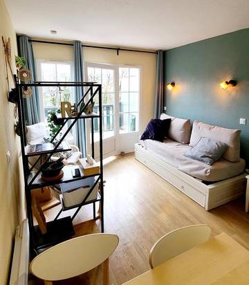 Gîte pour 4 personnes, avec jardin ainsi que vue et piscine à Argentat