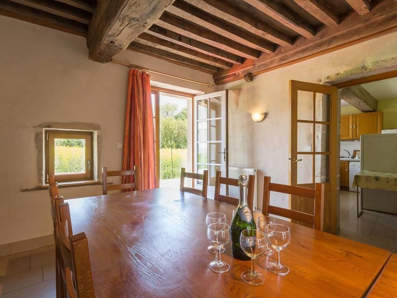 Grand gîte familial à Agencourt avec parking et animaux admis in Agencourt, Région de Beaune