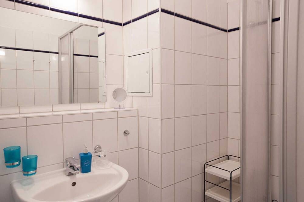 Ganze Wohnung, Kur-1.17 - H&P Residenz am Kurpark Warnemünde in Warnemünde Strand, Rostock