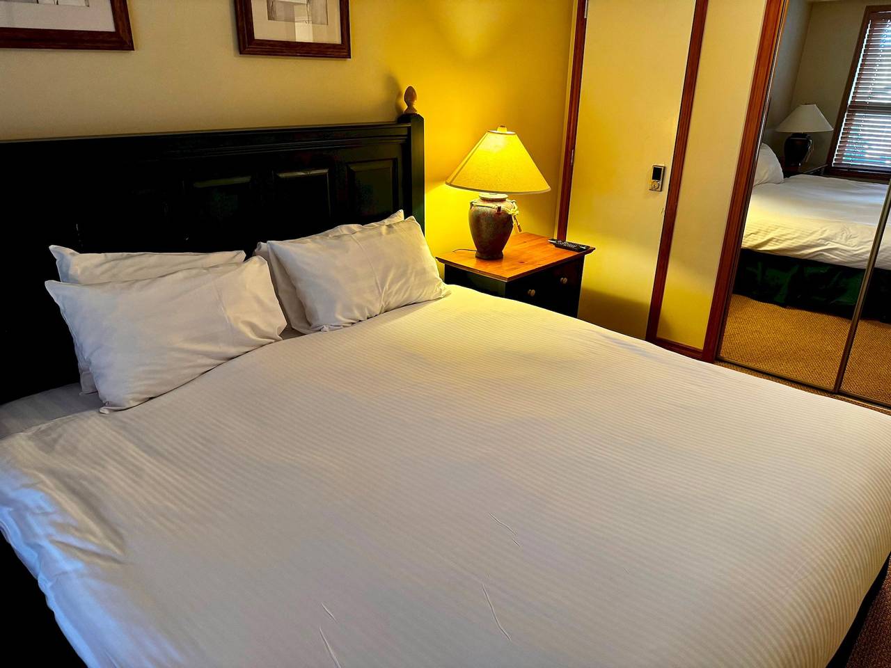 Apartamento entero, Slope side Condo True ski in ski out Pools hot tub in Whistler, Whistler Blackcomb