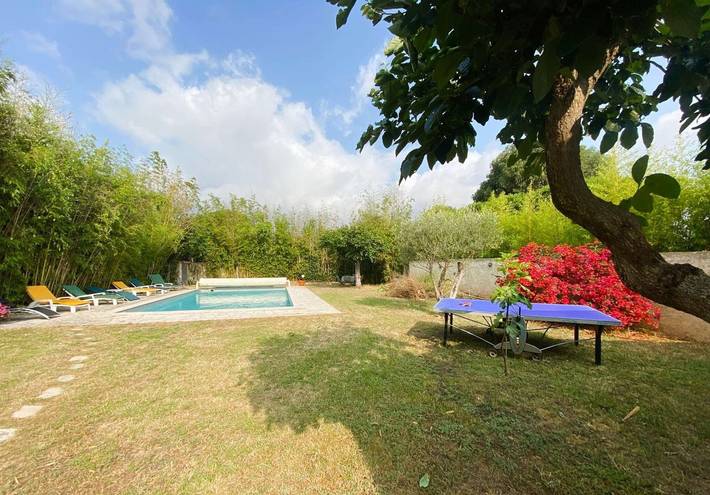 Maison de vacances pour 8 personnes, avec Terrasse ainsi que Jardin et Piscine à La Seyne-sur-Mer