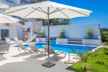 Villa für 12 Personen in Punat, Krk, Bild 3