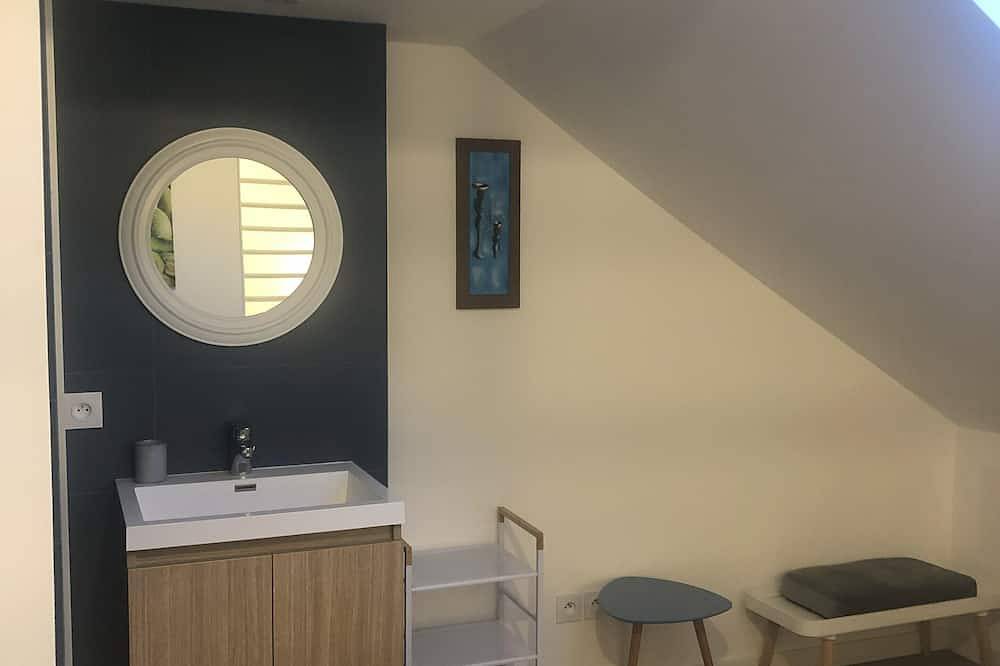 33m2 Modern Duplex - Elegance and Comfort in Doudeville, Dieppe und Umgebung