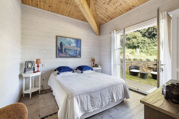 Location de vacances pour 8 personnes, avec terrasse, animaux acceptés à Aigues-Vives (Hérault) - 4