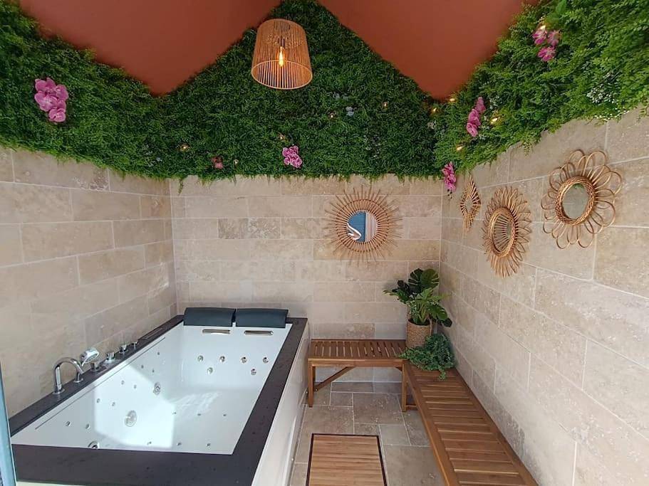 Cocon Spa de Rouen in Saint-Aubin-Épinay, Région de Rouen