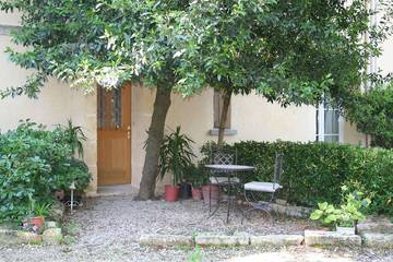 Agriturismo pour 2 personnes, avec terrasse et piscine ainsi que jardin et jacuzzi à Saint-Just