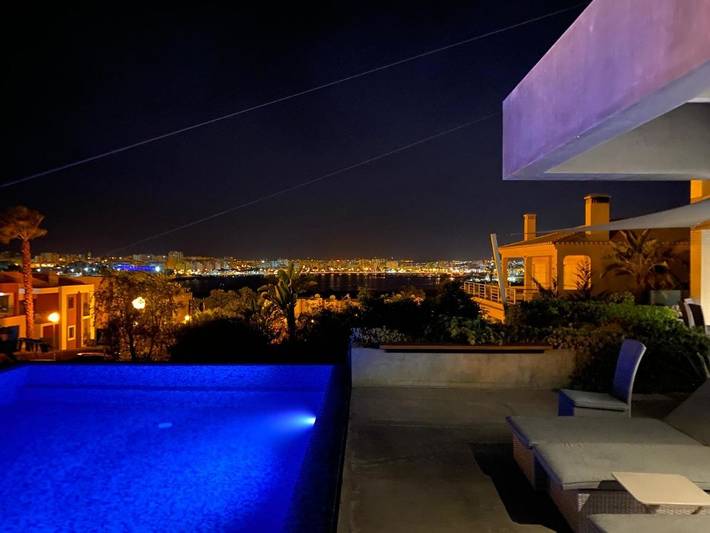 Villa pour 10 personnes, avec jardin ainsi que piscine et vue à Ferragudo - 3