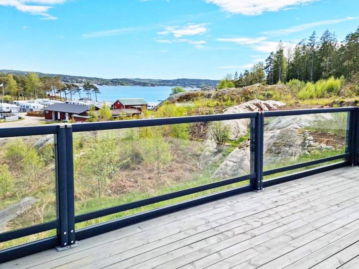 Feriehus for 8 personer, med terrasse i Bohuslän