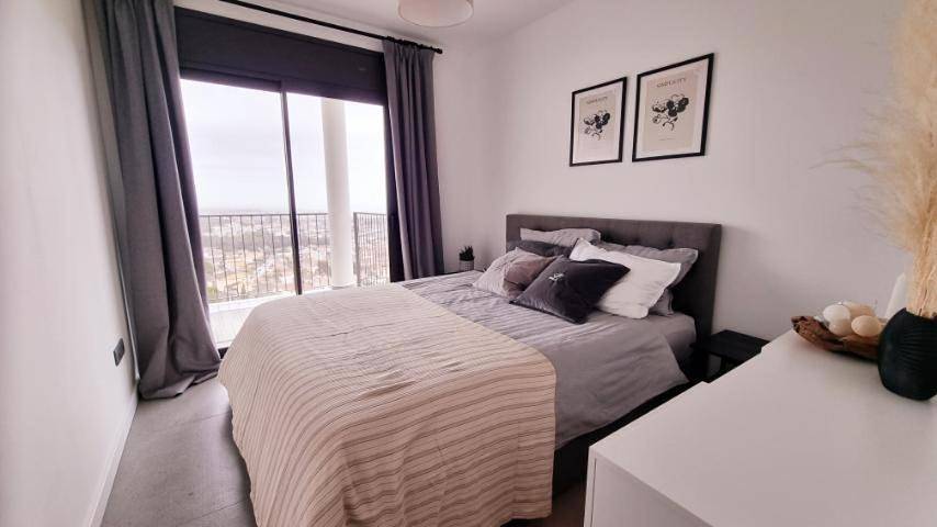 Villa pour 8 personnes, avec piscine ainsi que vue et balcon à Calafell - 4