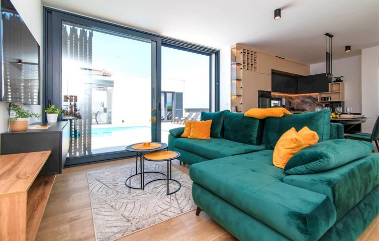 Ferienhaus für 6 Personen, mit Garten und Terrasse sowie Pool und Whirlpool in Razanac - 4