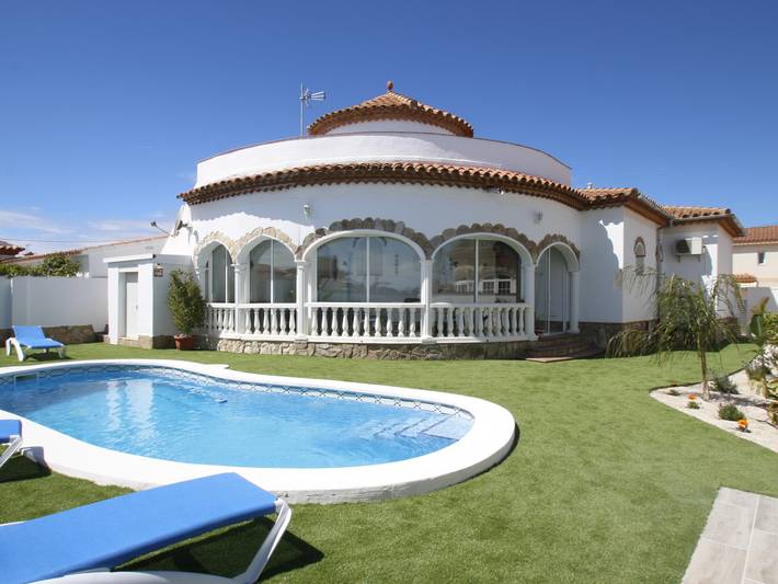 Casa rural para 8 personas, con Terraza y Jardín en Montroig
