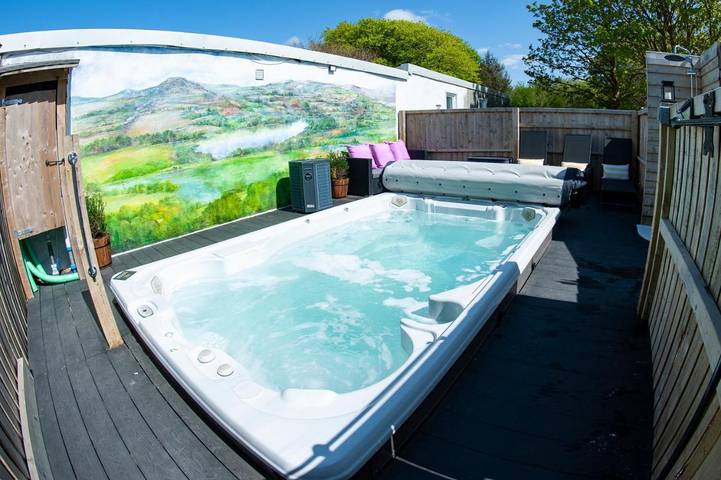 Bed and breakfast for 2 people, with Hot tub and Terrace as well as Garden in Devon