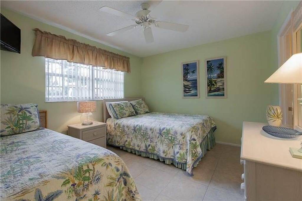 Ganze Wohnung, Einheit 354 - 2 Schlafzimmer 2 Badezimmer Bay Side Interior Condominium in Siesta Key Beach, Siesta Key